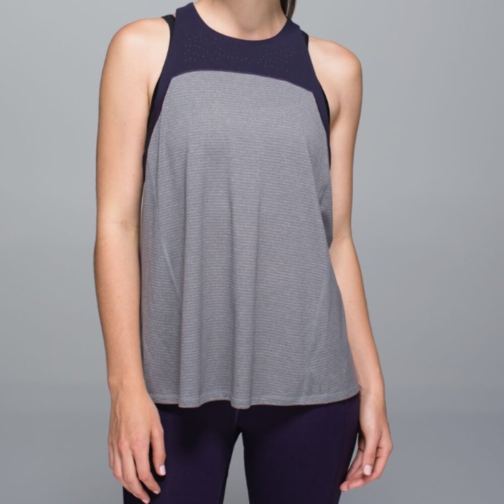 Lulu Lemon-  SIZE 4 - Racerback Tank‎ - Open back - Loose Fit - Slate Gray/Grape